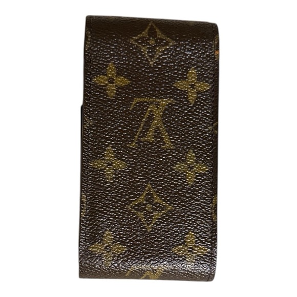 Louis Vuitton Monogram Case - Picture 2 of 5